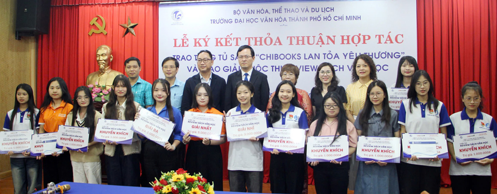 Trường Đại học Văn hóa Thành phố Hồ Chí Minh ký kết thỏa thuận hợp tác với Công ty Cổ phần Văn hóa Chi 